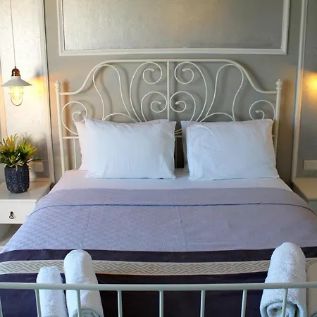 Viya Hotel 2*