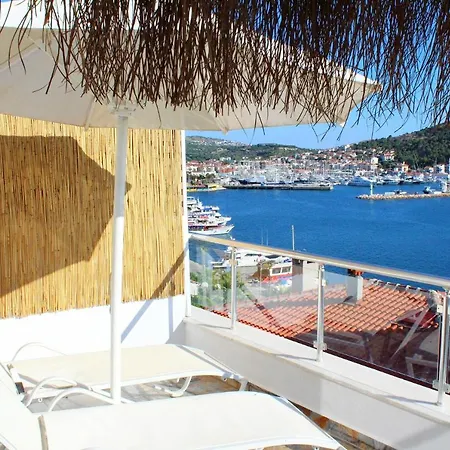 Viya Hotel